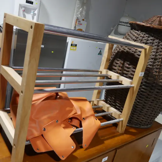 Shoe rack
