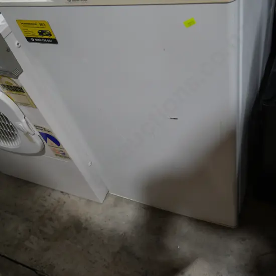 Simpson bar fridge