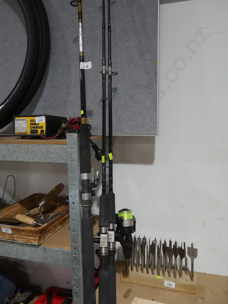 3 fishing rods Image 1++