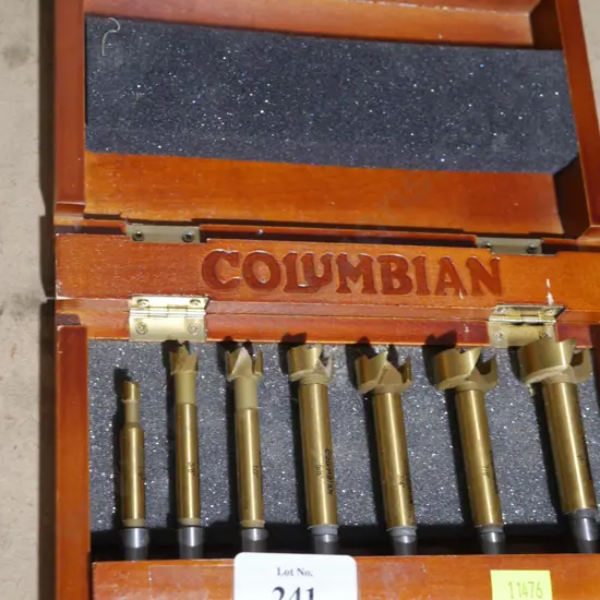 Wood boring bit set