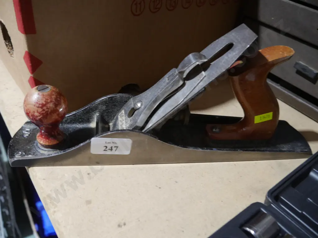 Wood plane Image 1++