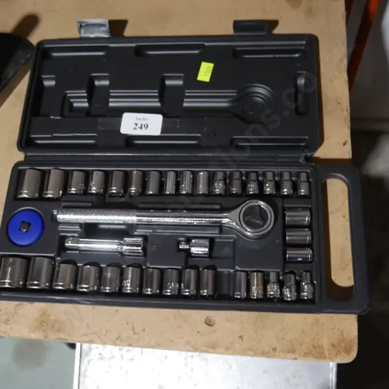 Socket set