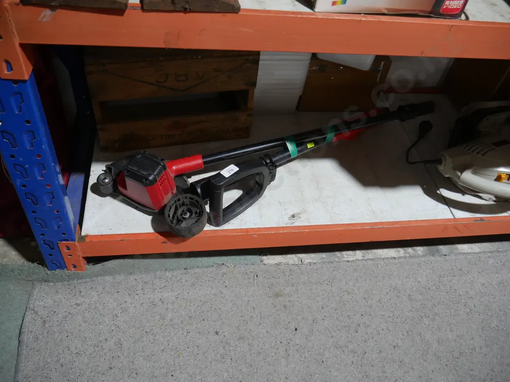 Lawn edger Image 1++