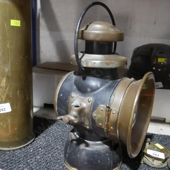 Carbide lamp
