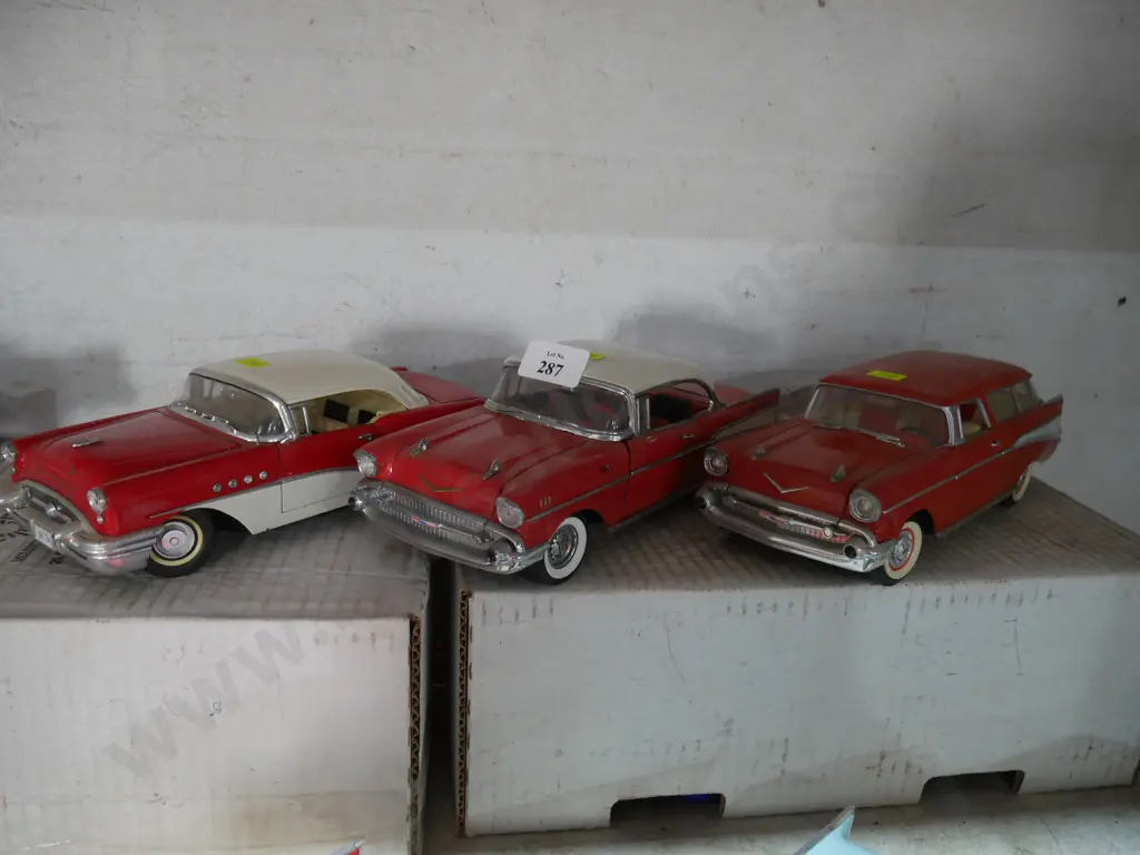 3 model cars Image 1++