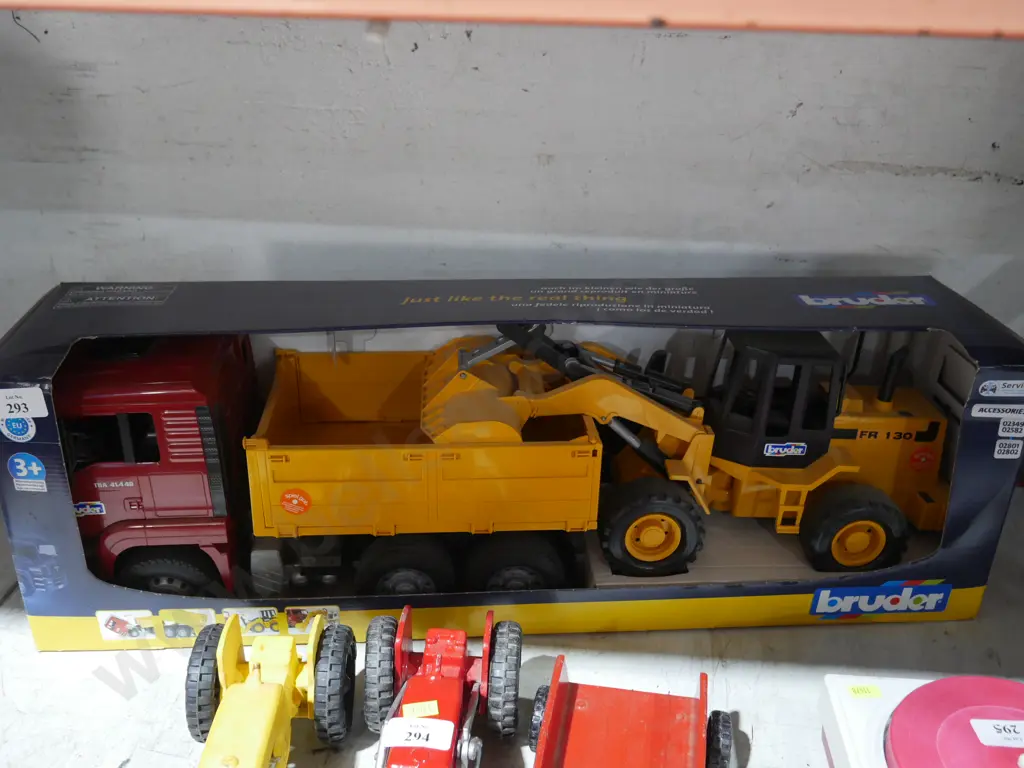 Toy truck and loader Image 1++