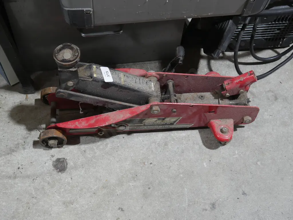 Trolley jack Image 1++