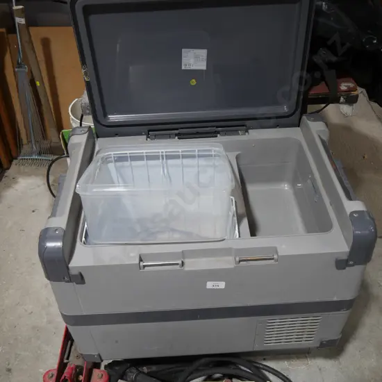 Portable camp fridge