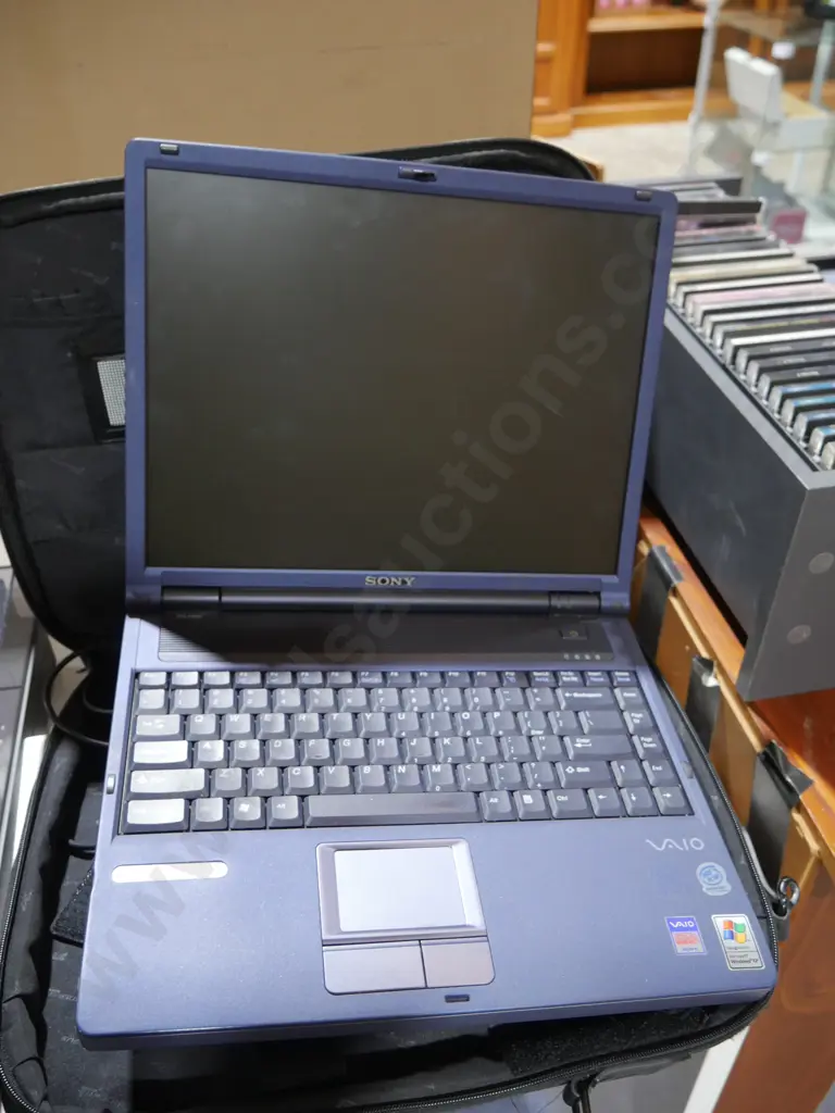 Laptop, video player etc Image 1++