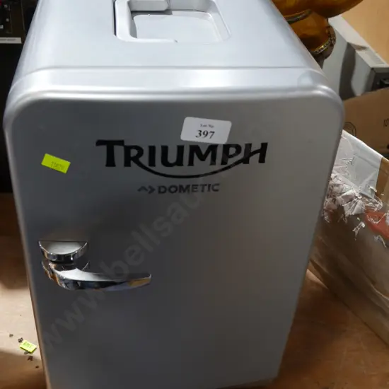 Mini fridge