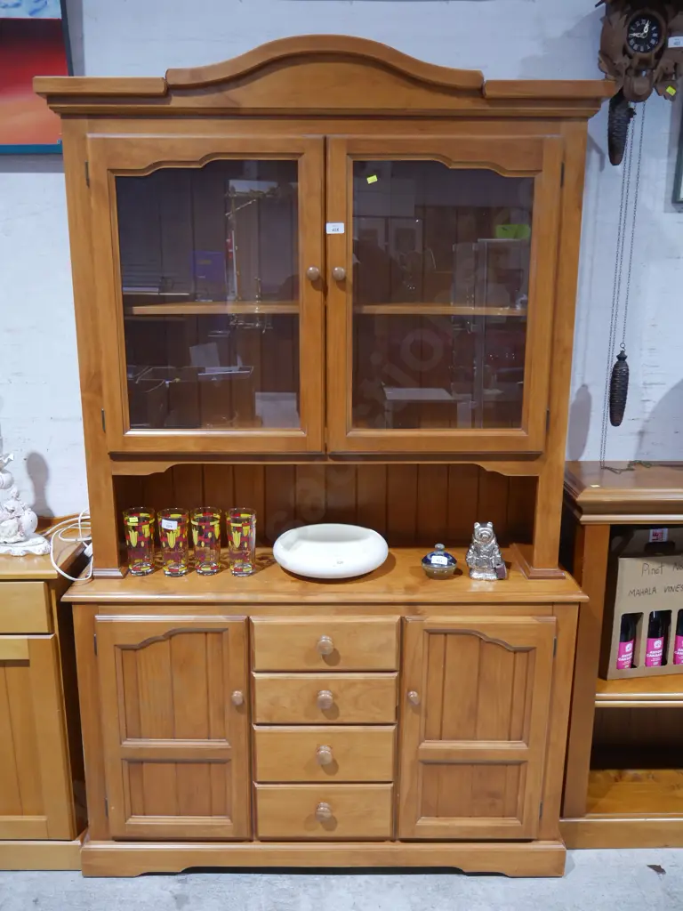 Hutch dresser Image 1++