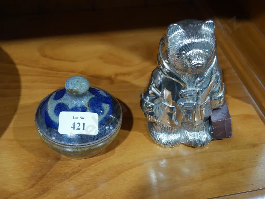 Metal bear money box and pottery trinket pot Image 1++