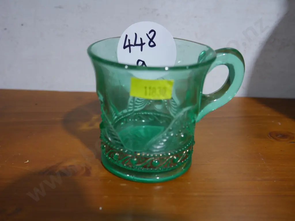 Uranium glass exhibition cup Image 1++
