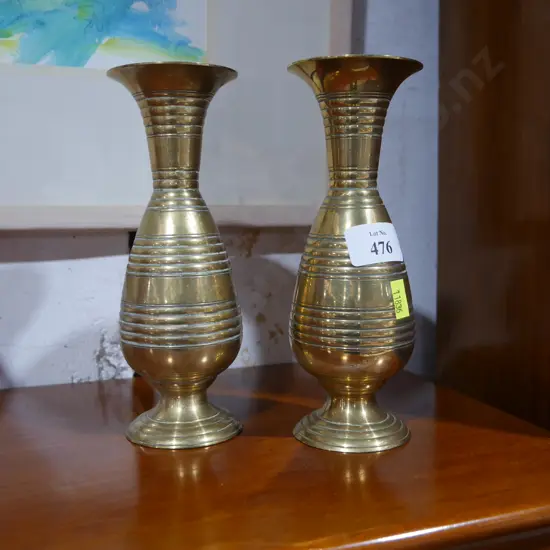 2 brass vases