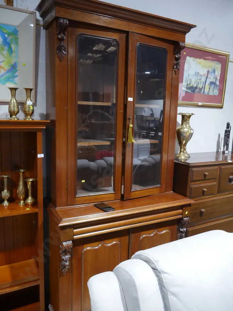 Cedar bookcase with glazed doors Image 1++