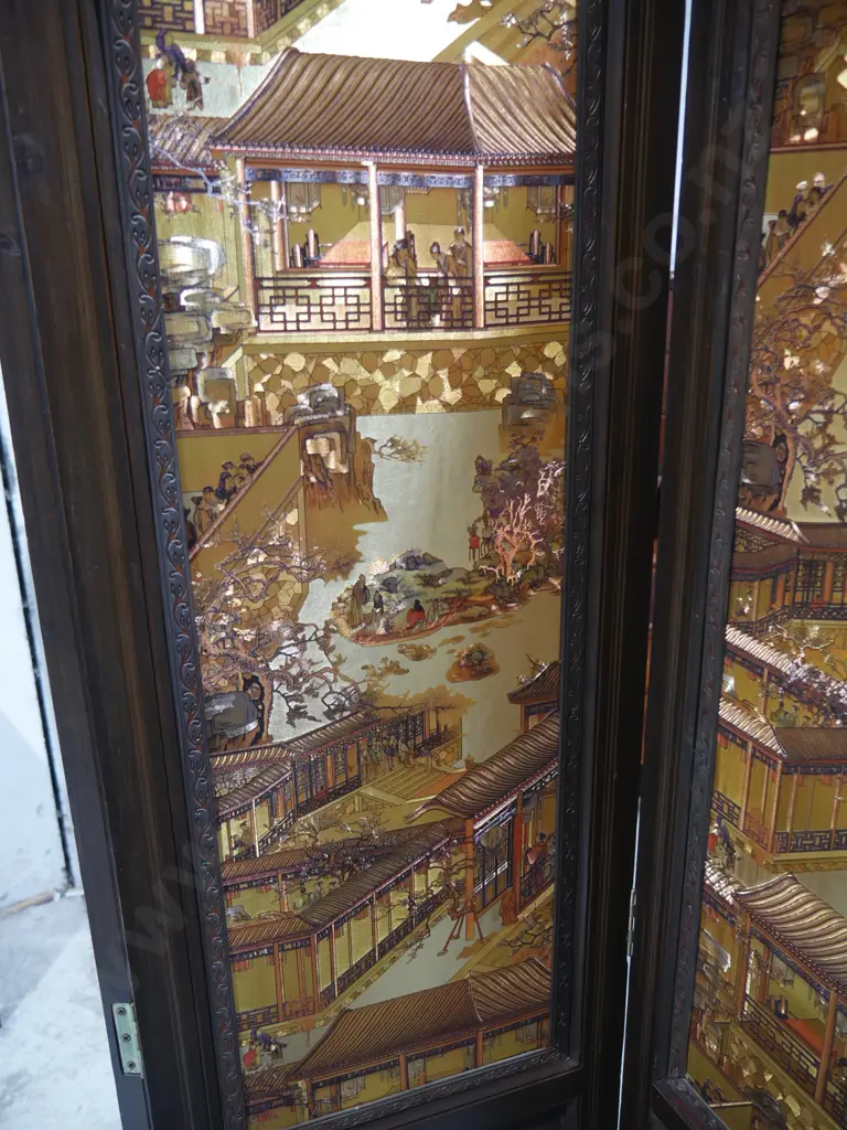 Four fold screen Image 1++