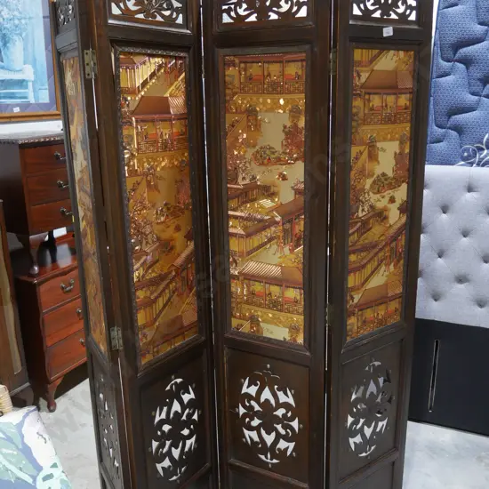 Four fold screen