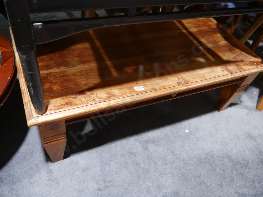 Coffee table Image 1++