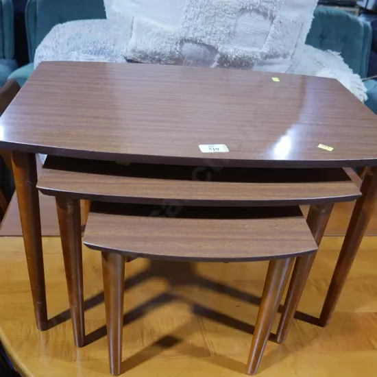 Nest of three tables