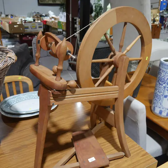 Spinning wheel