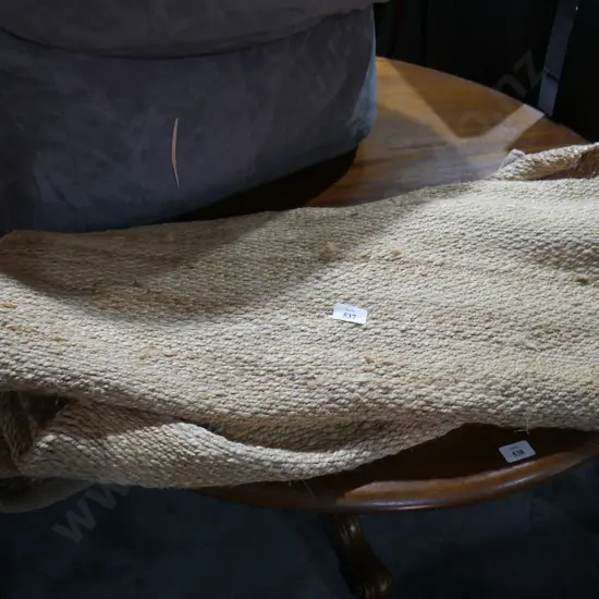 Floor rug