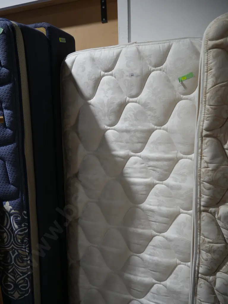 Single mattress Image 1++