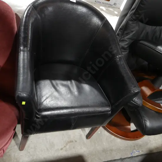 Tub chair