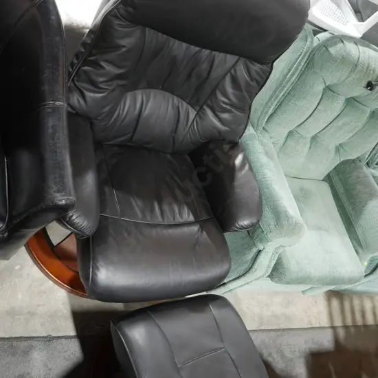 Stressless style chair and footstool