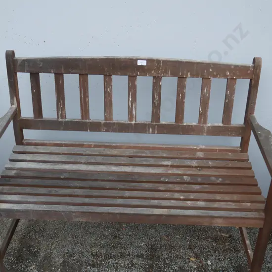 Bench seat