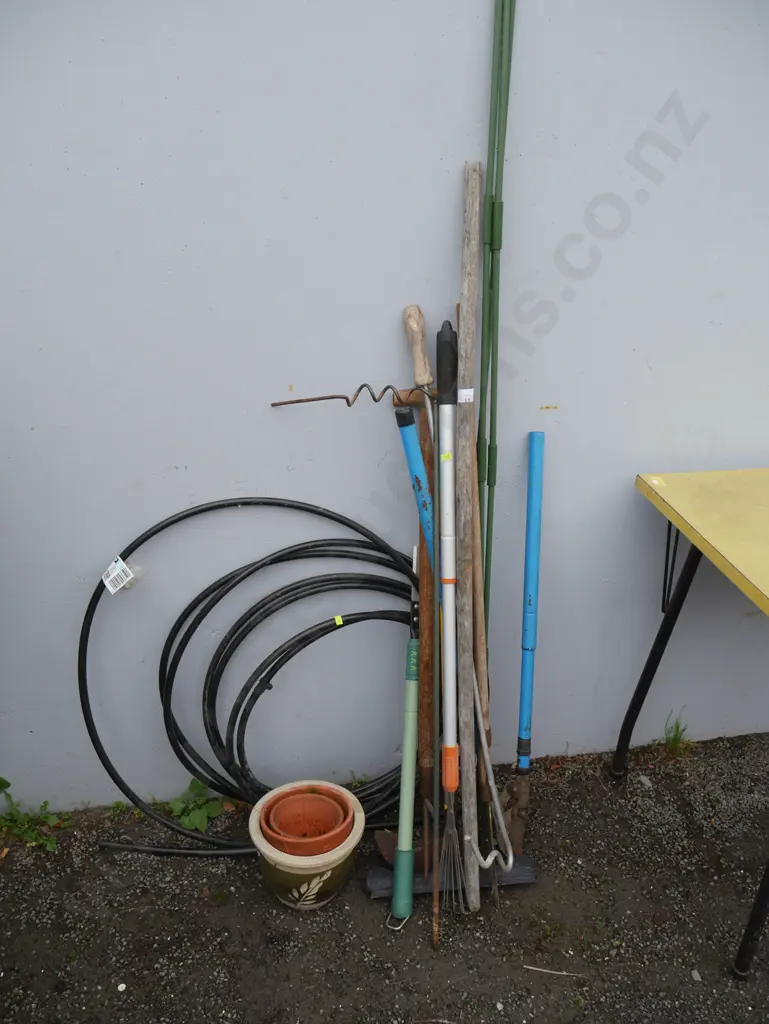 Garden tools etc Image 1++