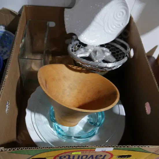 Assorted bowls etc