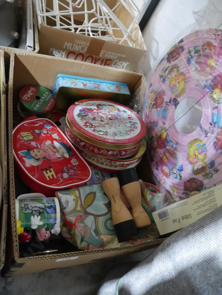 Tins etc Image 1++