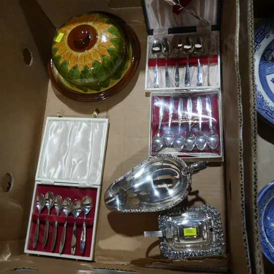 Cased teaspoons etc