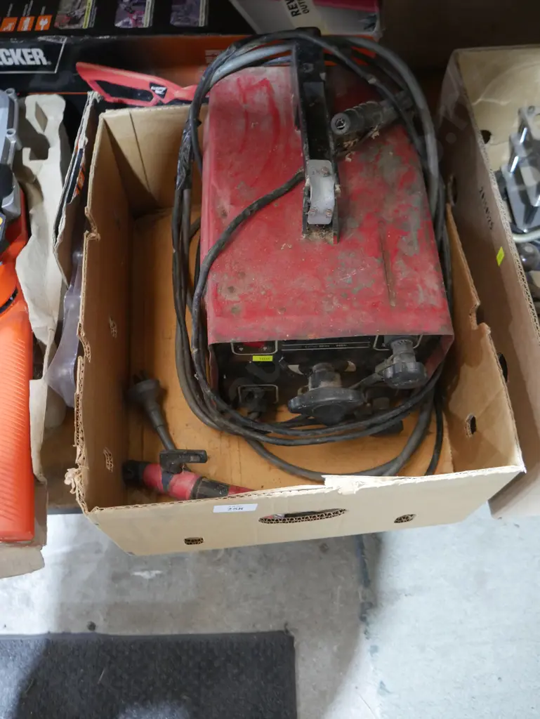Welder Image 1++