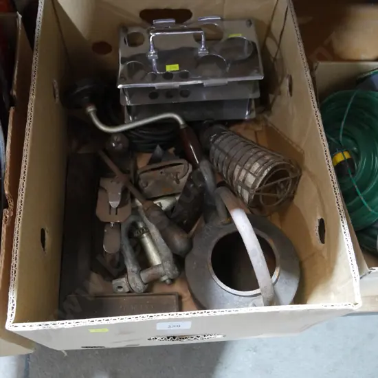 Workshop sundries
