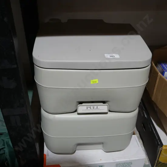 Chemical toilet