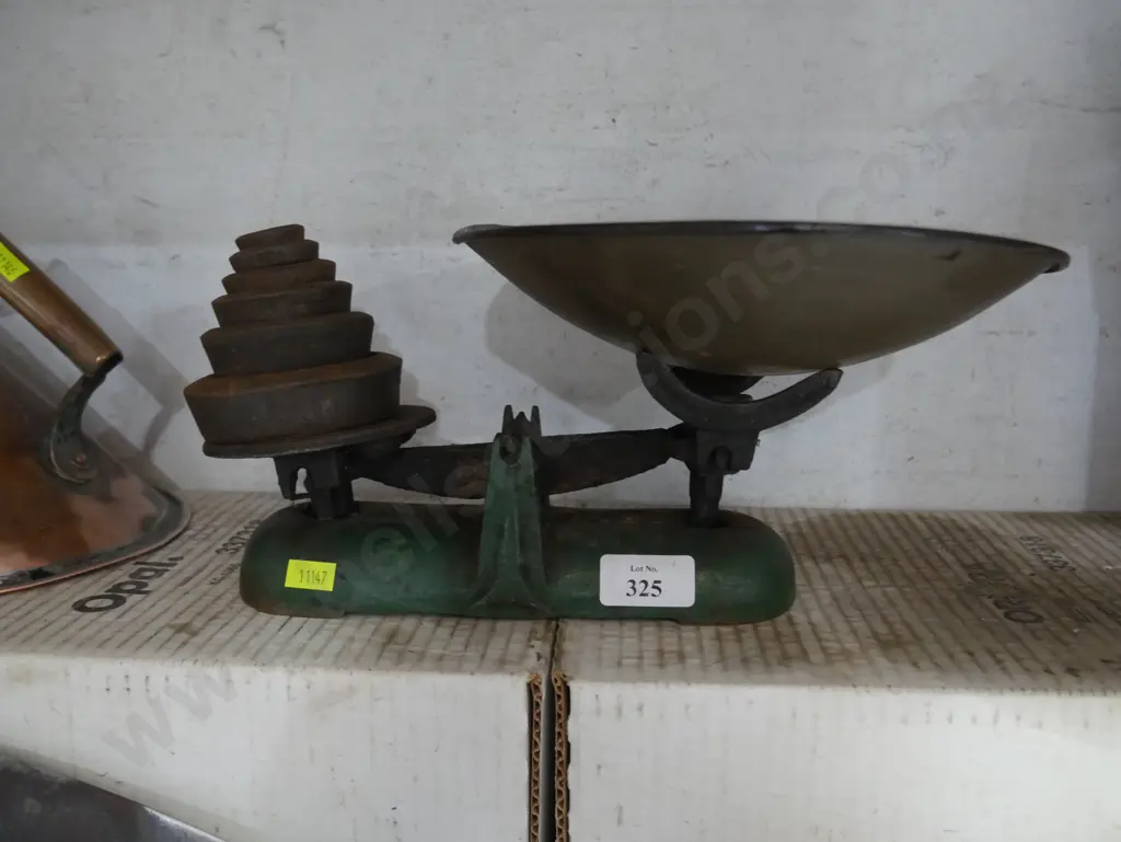 Scale and weights Image 1++
