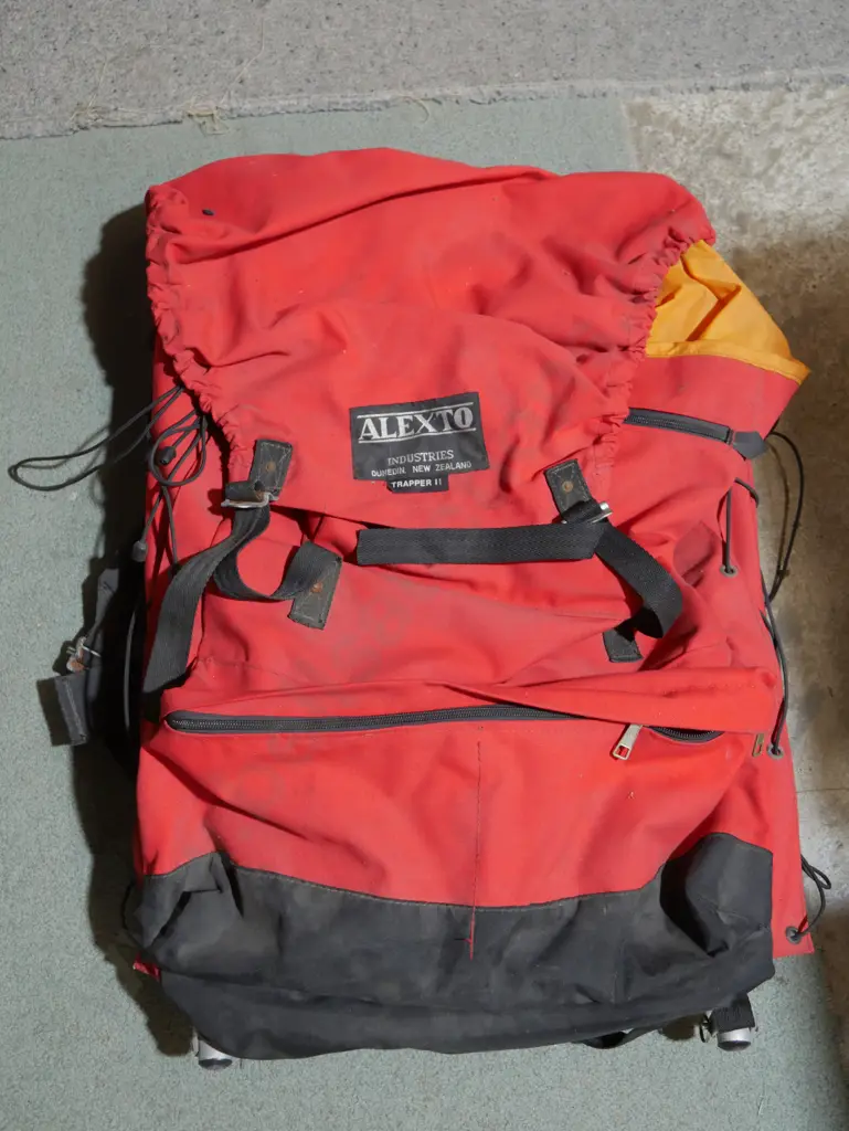 Alexto tramping pack Image 1++