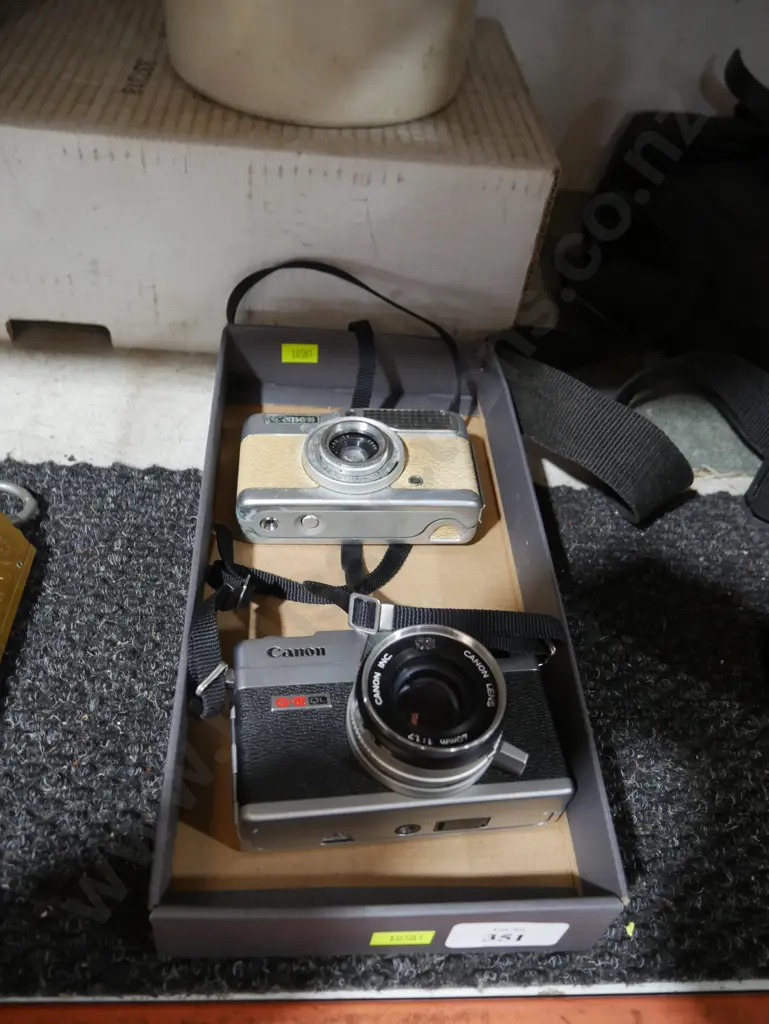 2 Canon cameras Image 1++