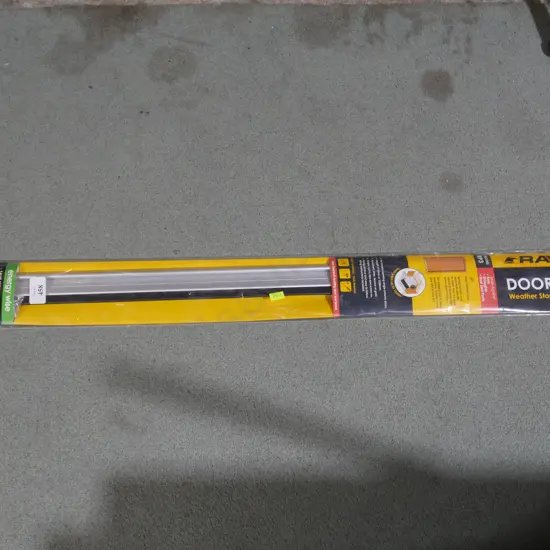 Door weather strip