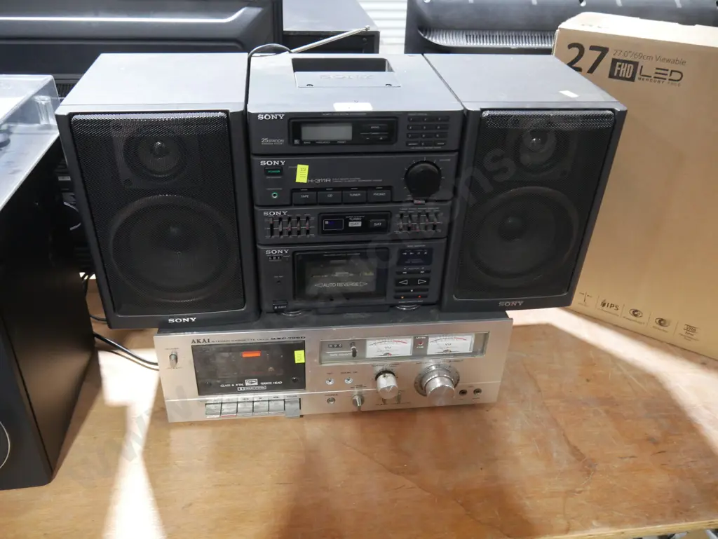 Sony stereo and Akai stereo cassette deck Image 1++