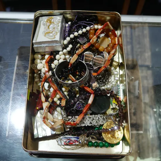 Costume jewellery