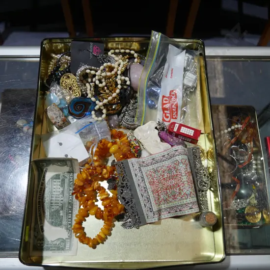Jewellery etc