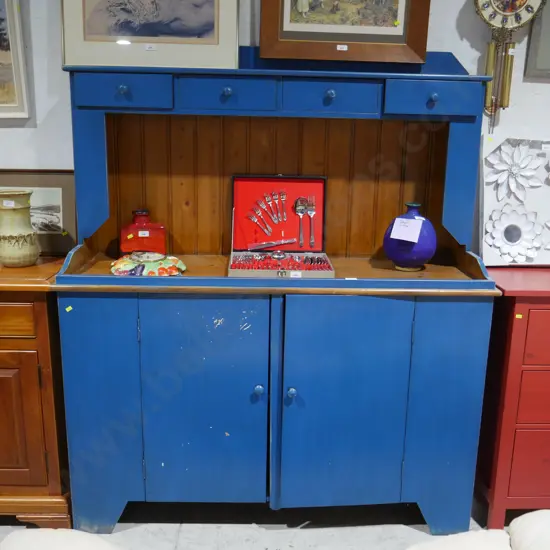 Wall unit