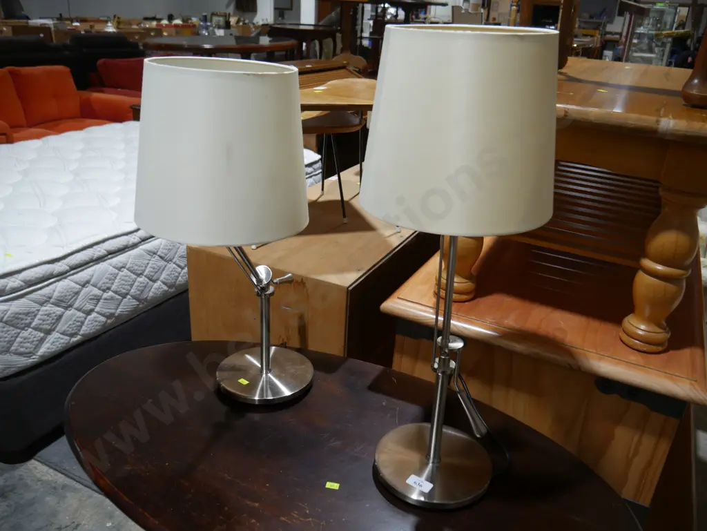 Pair lamps Image 1++