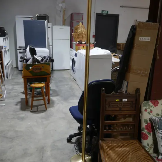 Floor lamp