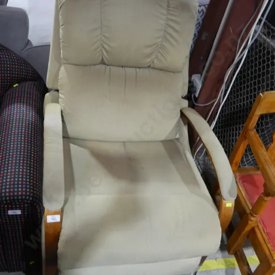 Electric recliner/lifter chair