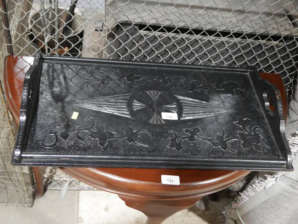 Black wooden tray Image 1++