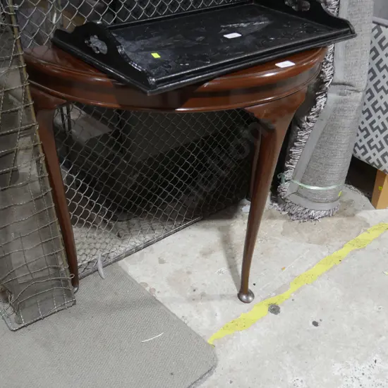 Half round hall table