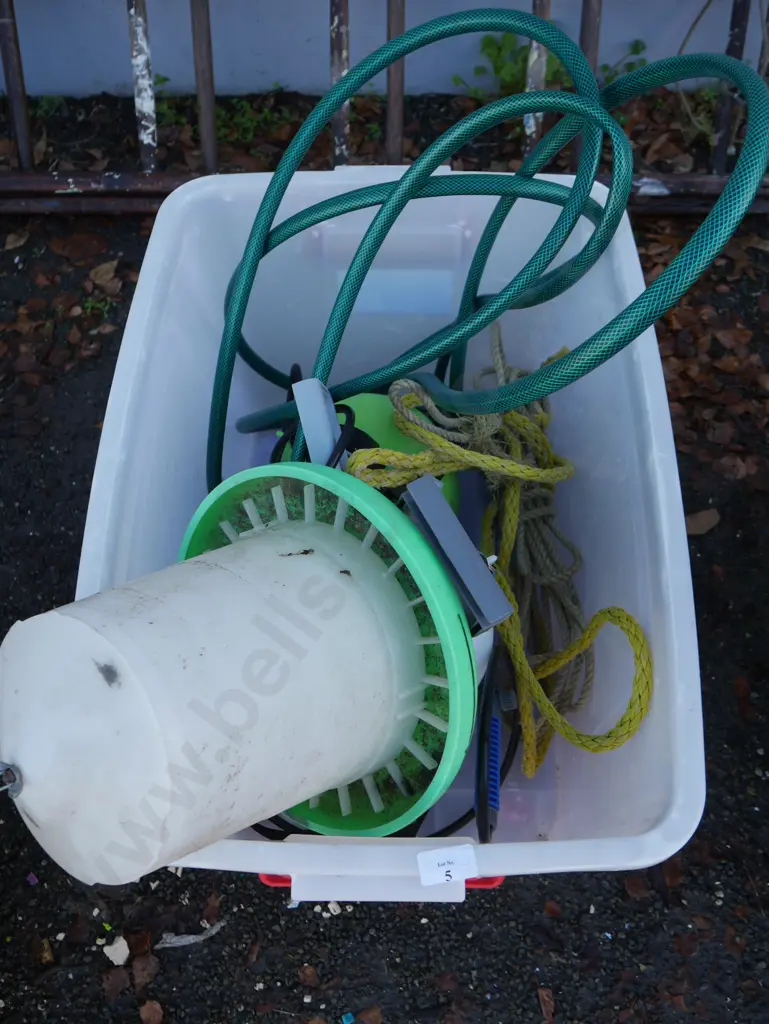 Weed sprayers, hose etc Image 1++